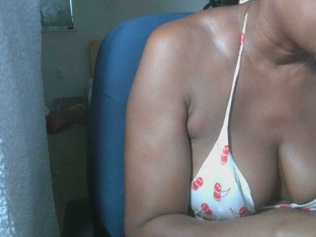 jenkini live cam on BongaCams