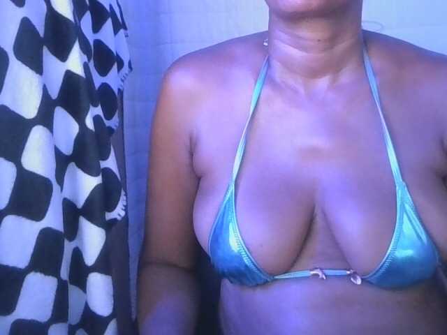 jenkini, en vivo ahora en BongaCams