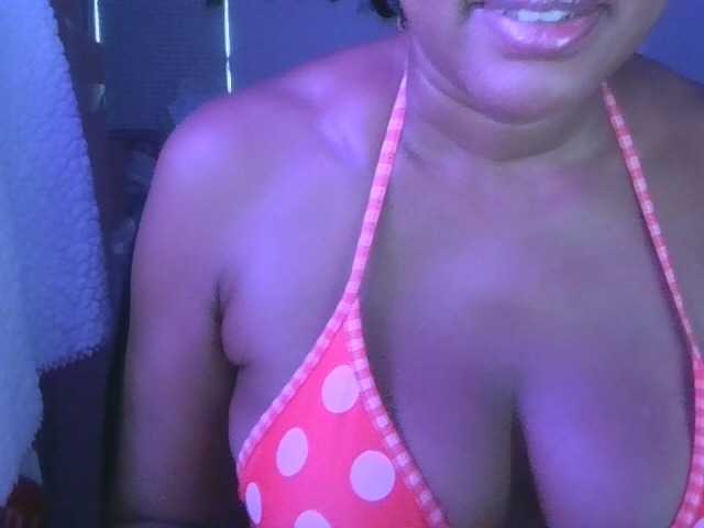 jenkini live cam on BongaCams