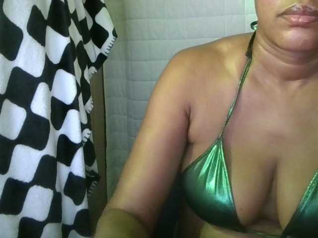 jenkini live cam on BongaCams