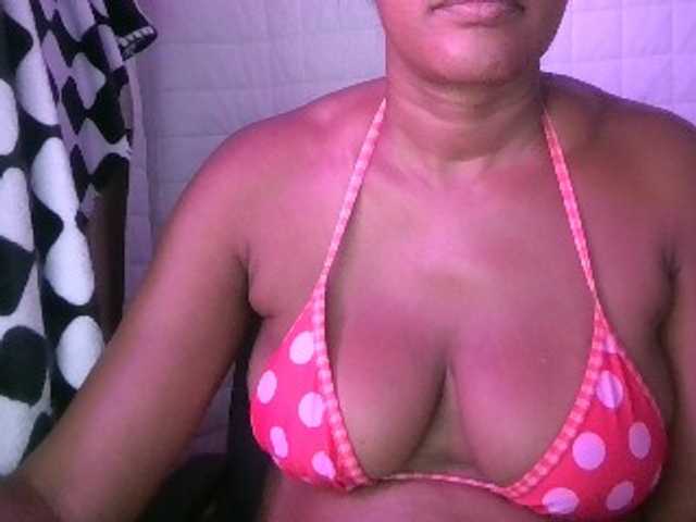 jenkini, live now on BongaCams