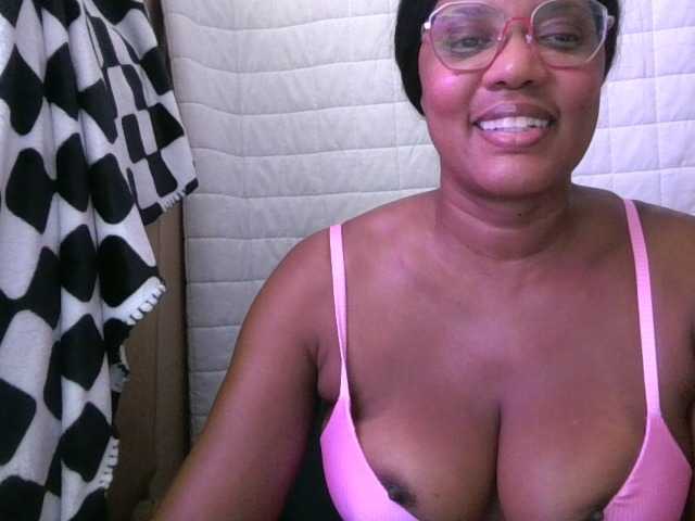 jenkini live cam on BongaCams