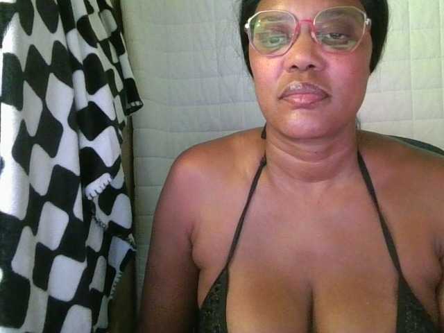 jenkini live cam on BongaCams