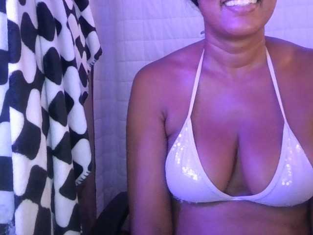 jenkini, en vivo ahora en BongaCams