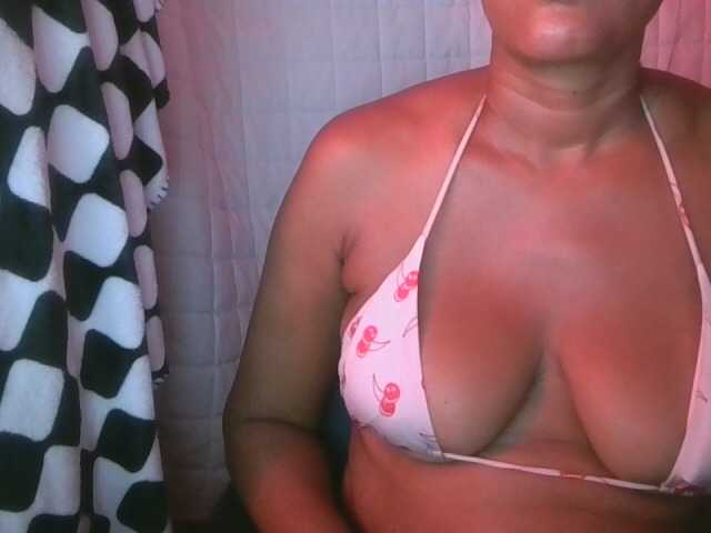jenkini, en directo ahora en BongaCams