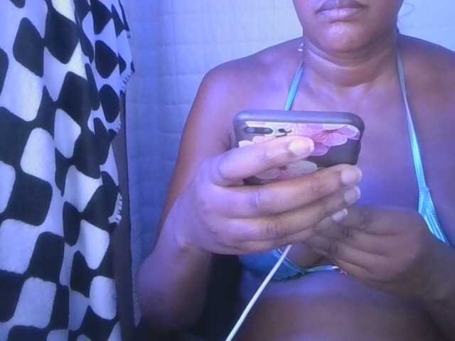 jenkini, live now on BongaCams