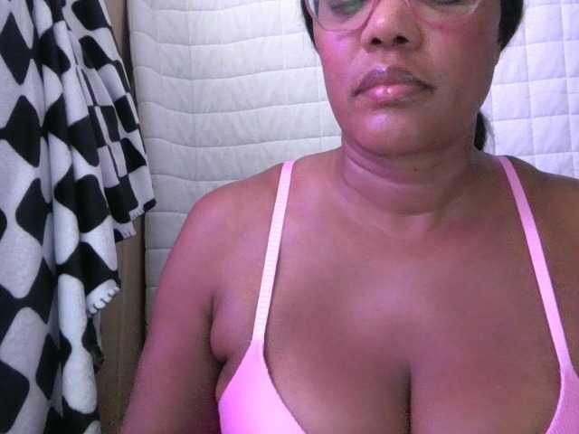 jenkini live cam on BongaCams