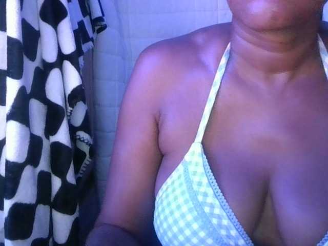jenkini live cam on BongaCams
