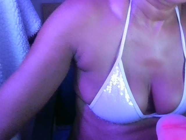 jenkini live cam on BongaCams