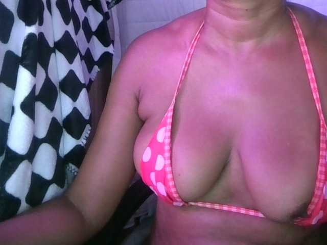 jenkini, en directo ahora en BongaCams