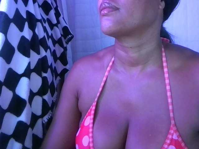jenkini, en directo ahora en BongaCams