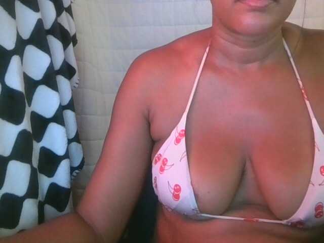 jenkini, en directo ahora en BongaCams