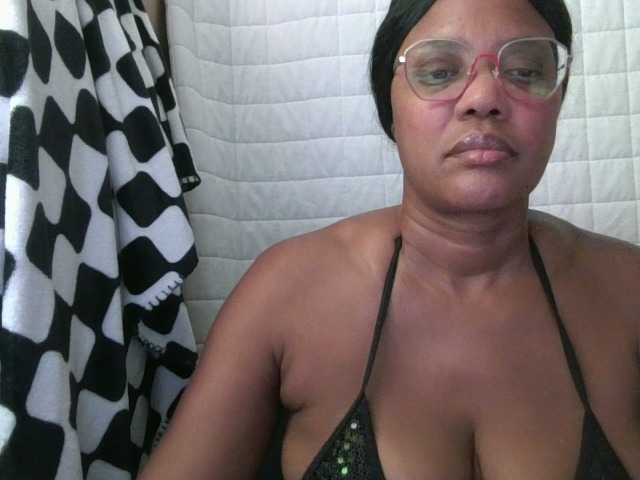 jenkini live cam on BongaCams
