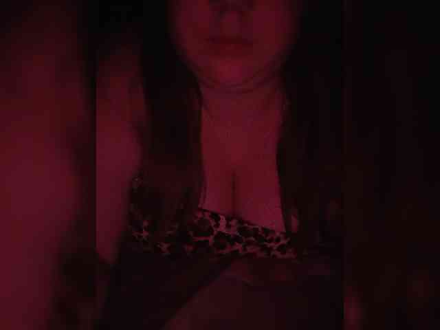 Lovelina00 webcam