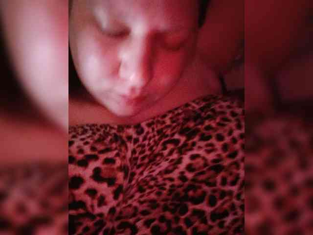 Lovelina00 webcam