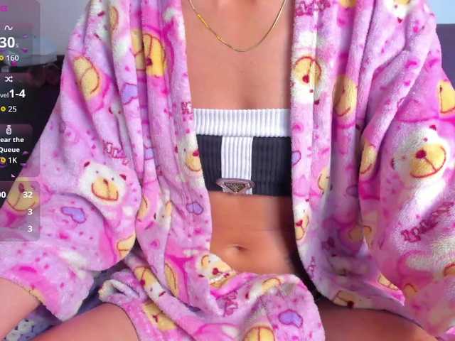 ashley-jenner live cam on BongaCams