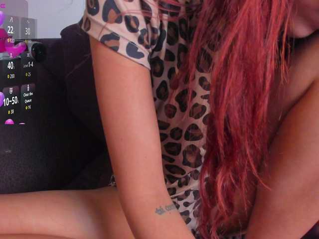 ashley-jenner live cam on BongaCams