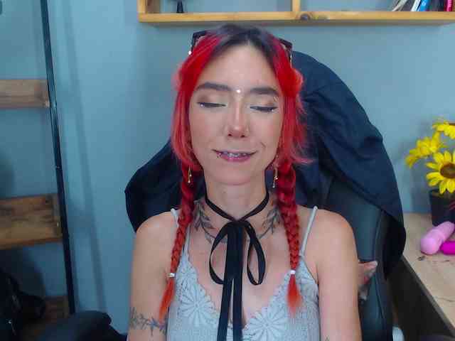 ErikaStevens webcam