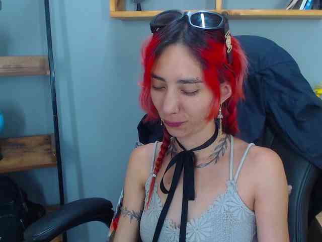 ErikaStevens webcam