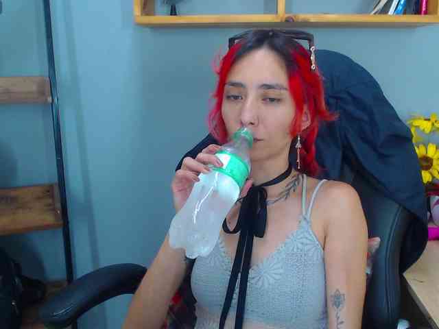 ErikaStevens webcam
