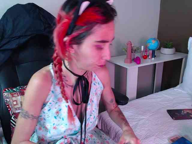 ErikaStevens webcam