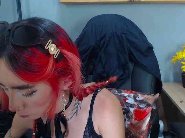 ErikaStevens webcam