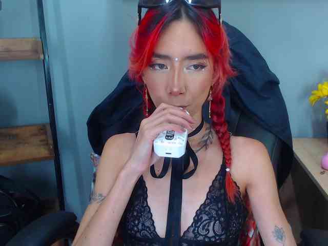 ErikaStevens webcam