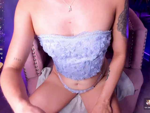 amyevans live cam on BongaCams