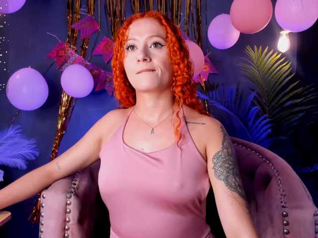 amyevans live cam preview