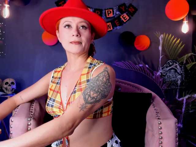 amyevans live cam on BongaCams