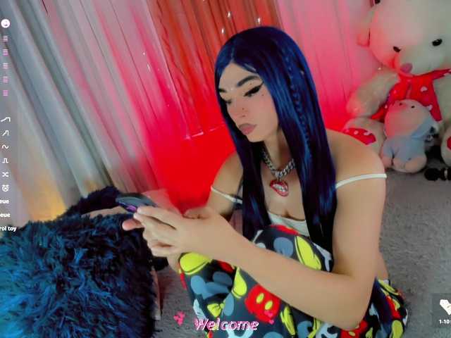 baby-alizz live webcam show
