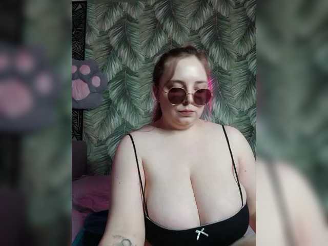 Caramel-pussy, en vivo ahora en BongaCams