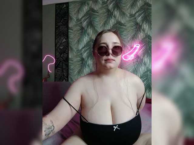 _-Bulochka-_ live cam preview