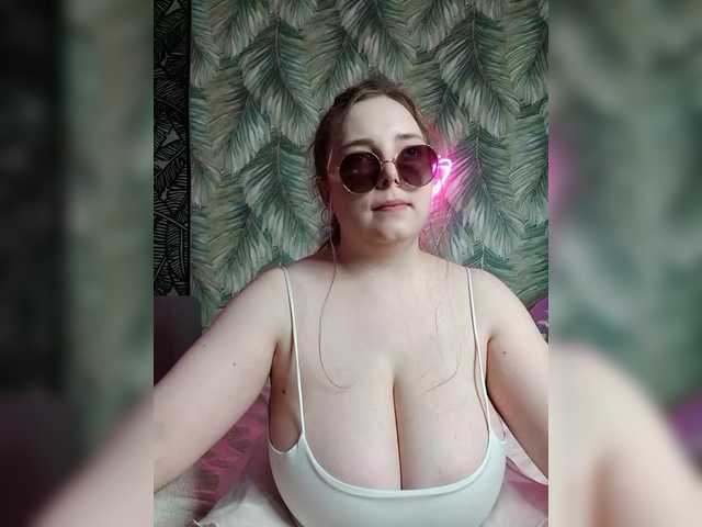 _-Bulochka-_ live cam preview
