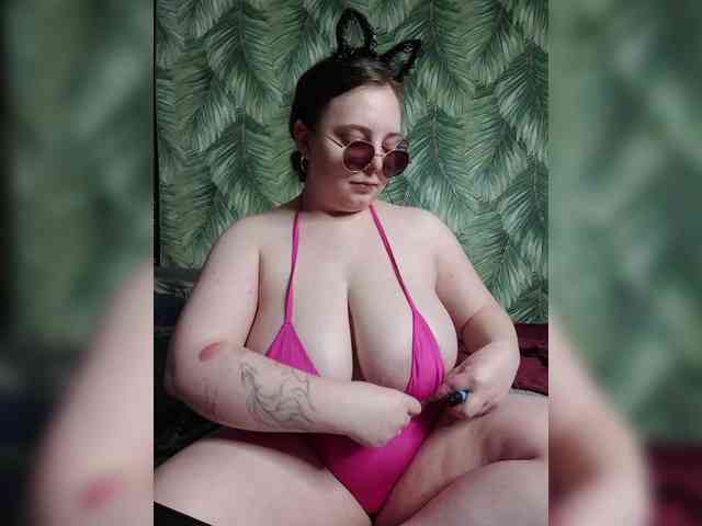 live webcam porno Caramel-pussy
