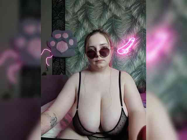 Caramel-pussy Caramel-pussy