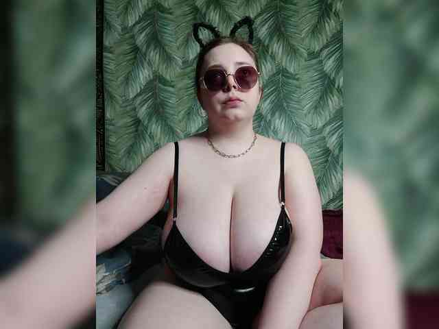 Model: _-Bulochka-_