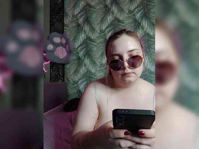 Caramel-pussy Caramel-pussy