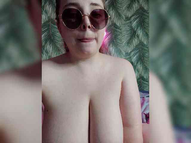 Model: _-Bulochka-_
