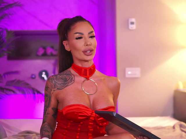RaquelleVon