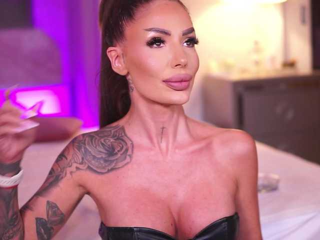 RaquelleVon