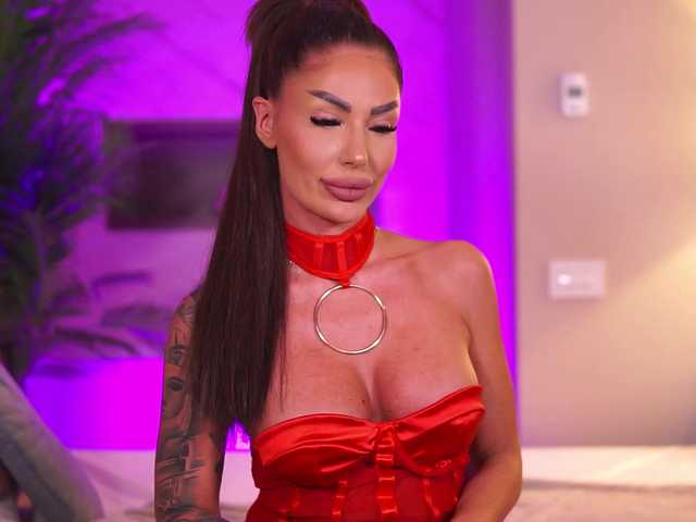 RaquelleVon