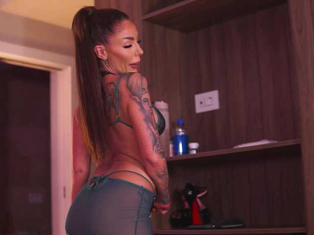 RaquelleVon
