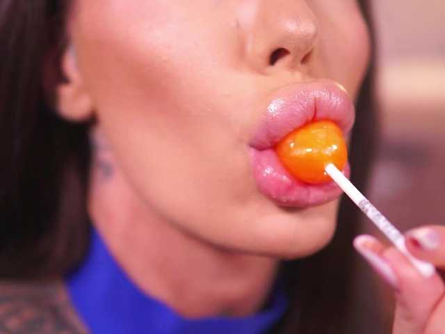 RaquelleVon