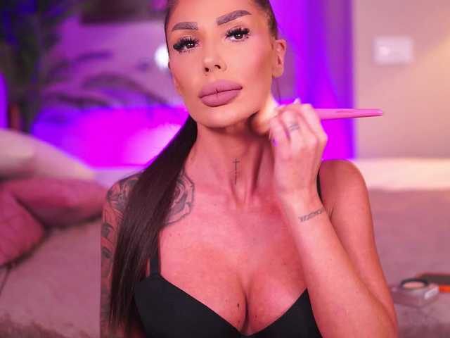 RaquelleVon