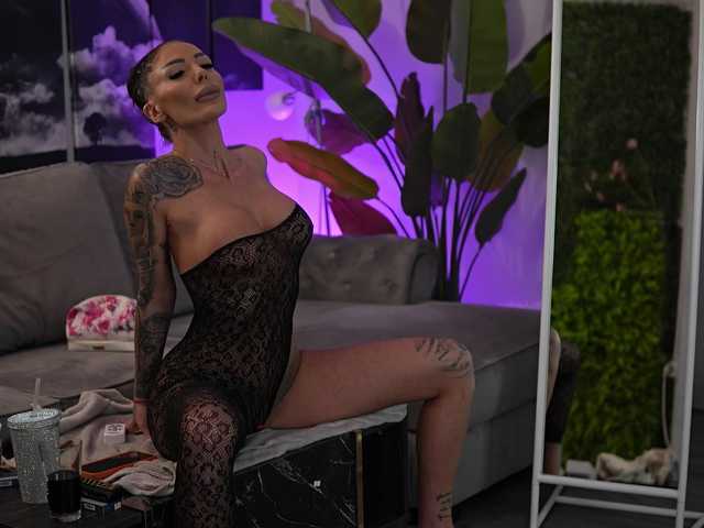 RaquelleVon's BongaCams profile