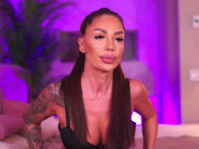 RaquelleVon Sex Cam Show