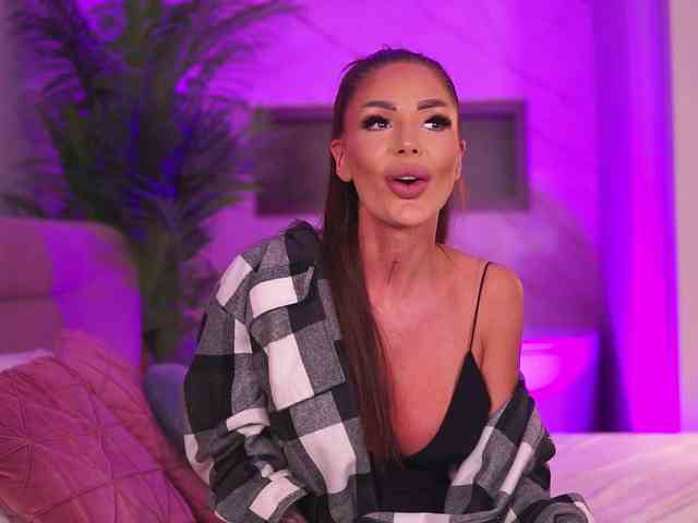 RaquelleVon