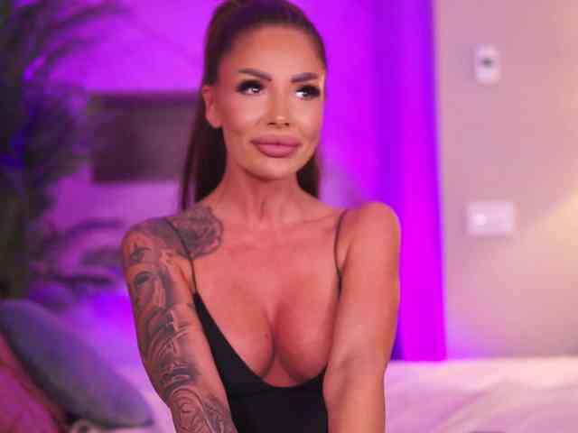 RaquelleVon