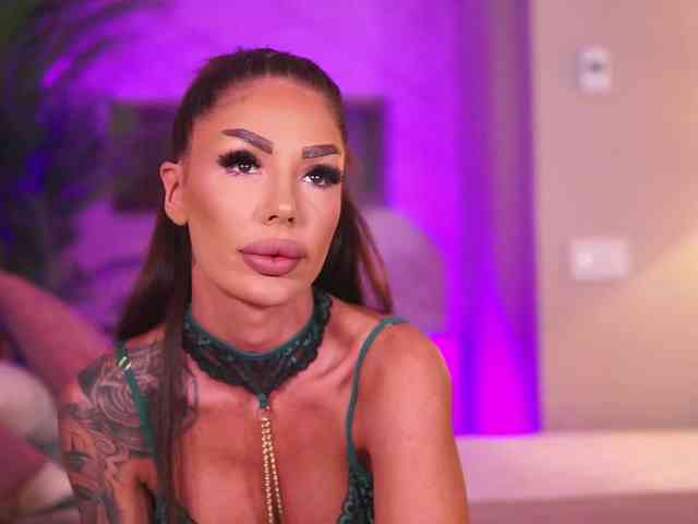 RaquelleVon